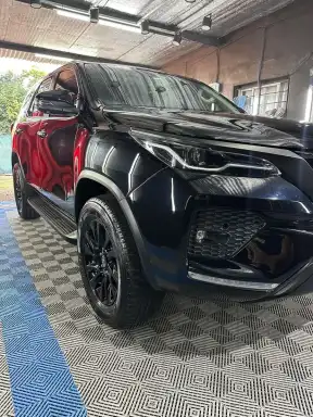 Toyota Hilux Sw4 2.8 Srx 177Cv 4X4 7As At 2023 - foto 2