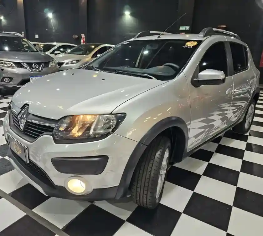 Renault Sandero Stepway 1.6 Expression 105Cv 2018 - foto 1