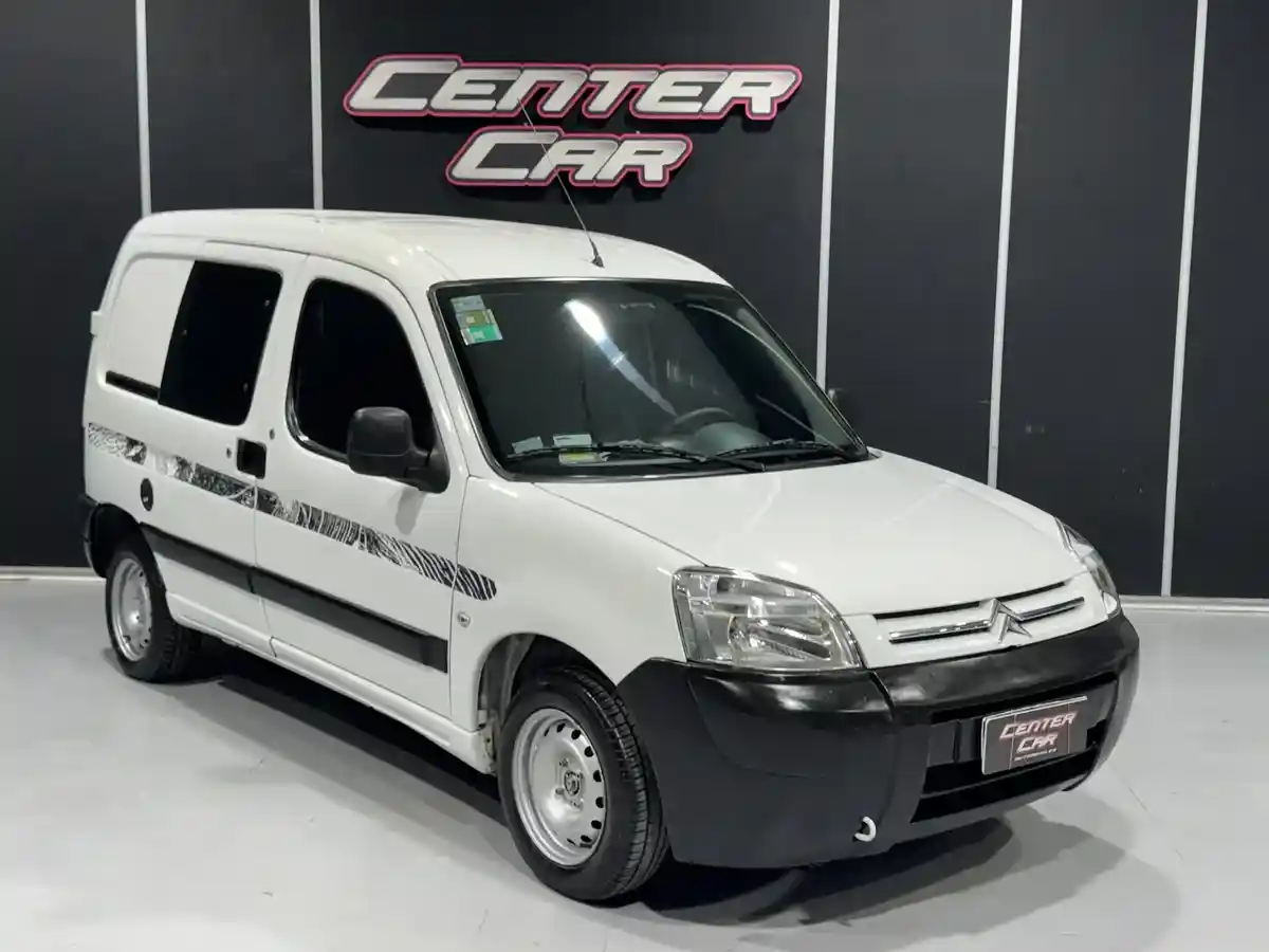 Citroën Berlingo Furgon 1.6 Hdi 92 Bussines Mixto 2017 - foto 3