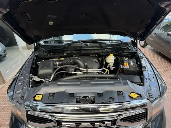 Ram 1500 5.7 Laramie Atx V8 2016 - foto 3