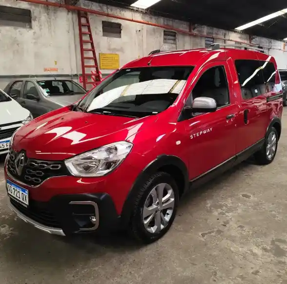 Renault Kangoo Ii 1.6 Sce Stepway 2024 - foto 1