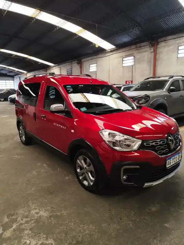 Renault Kangoo Ii 1.6 Sce Stepway 2024 - foto 2