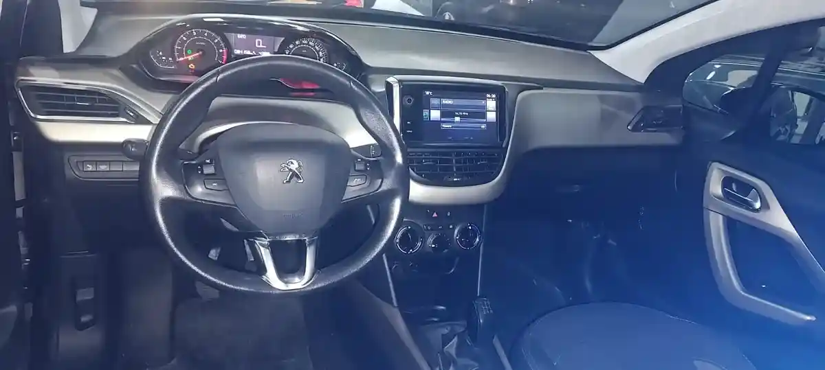 Peugeot 2008 1.6 Allure 2017 - foto 4