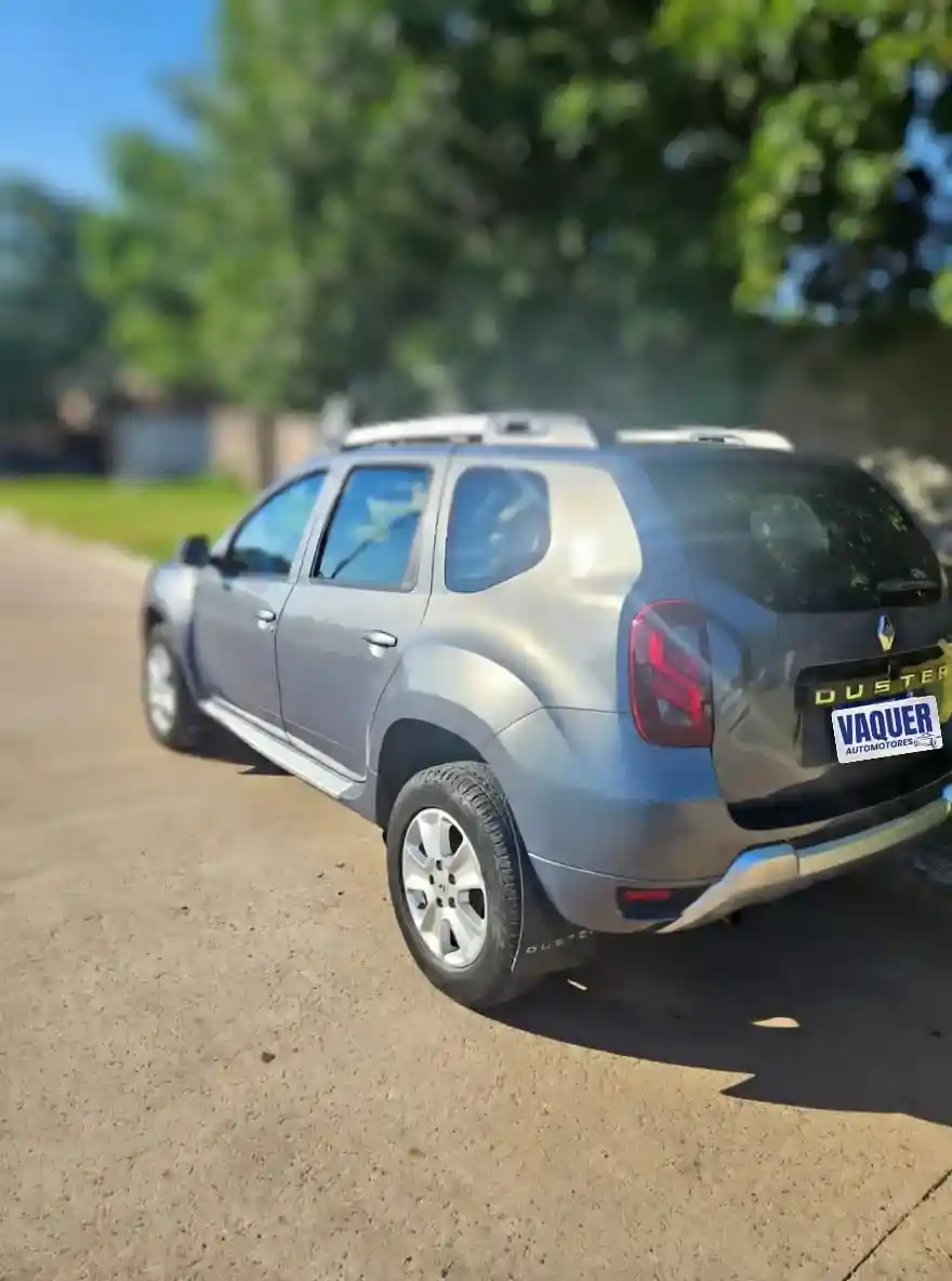 Renault Duster 1.6 Ph2 4X2 Privilege 110Cv 2016 - foto 2
