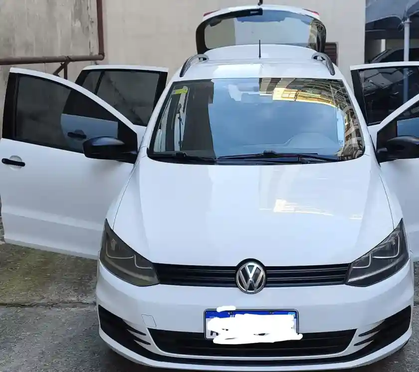 Volkswagen Suran 1.6 Highline Msi 110Cv 2016 - foto 1
