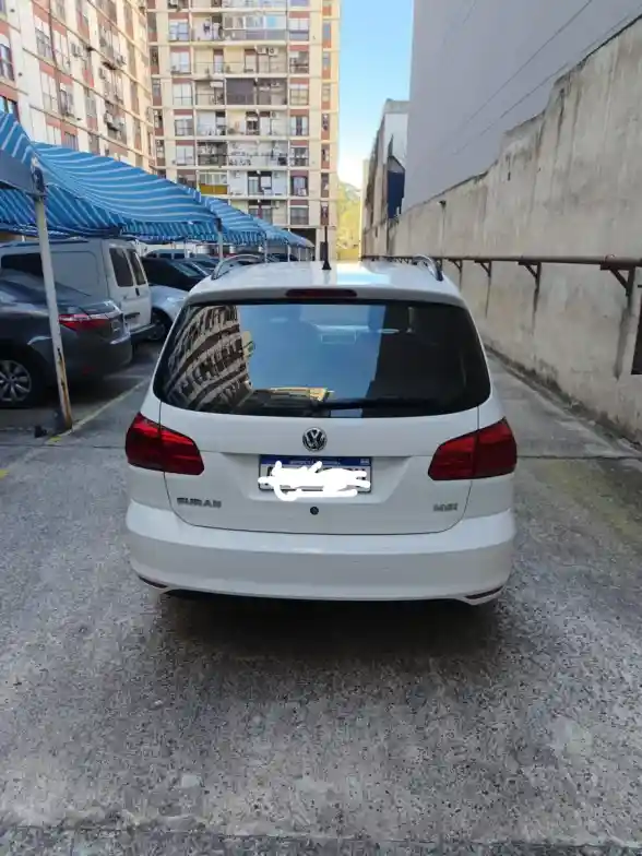 Volkswagen Suran 1.6 Highline Msi 110Cv 2016 - foto 3