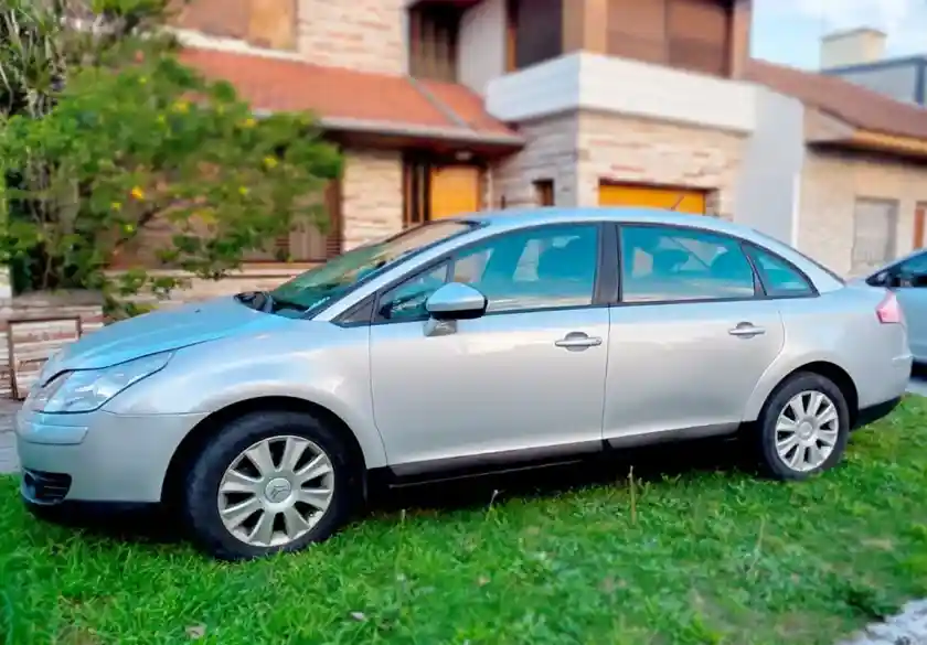 Citroën C4 2.0 Sedan Sx Am73 2013 - foto 1