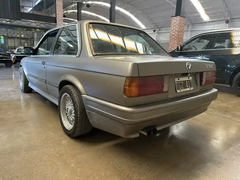 Bmw Serie 3 E30 Coupe 1992 - foto 2