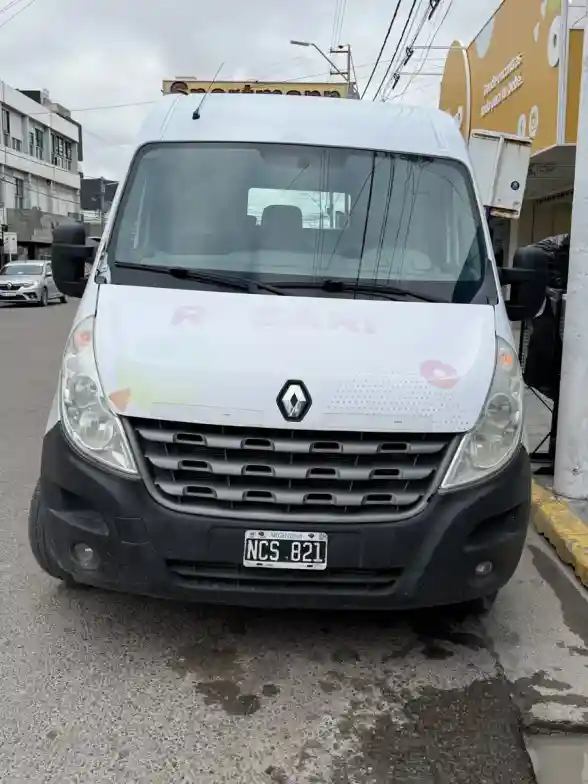 Renault Master Furgon 2013 - foto 1