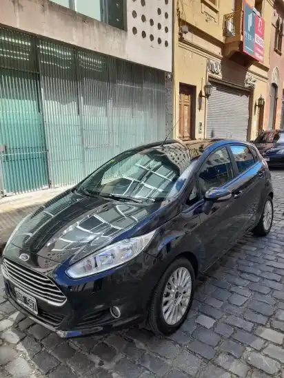 Ford Fiesta Kinetic 1.6 Se 120Cv 2015 - foto 1