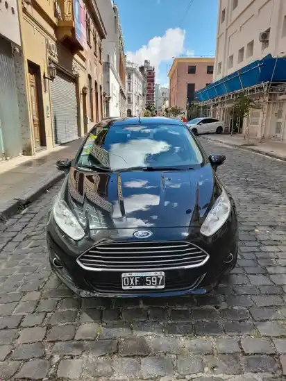 Ford Fiesta Kinetic 1.6 Se 120Cv 2015 - foto 3