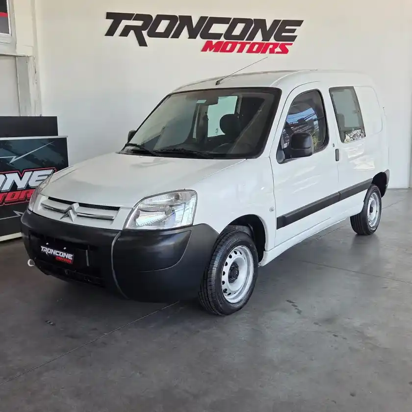 Citroën Berlingo Furgon 1.6 Hdi 92 Bussines Mixto 2021 - foto 2