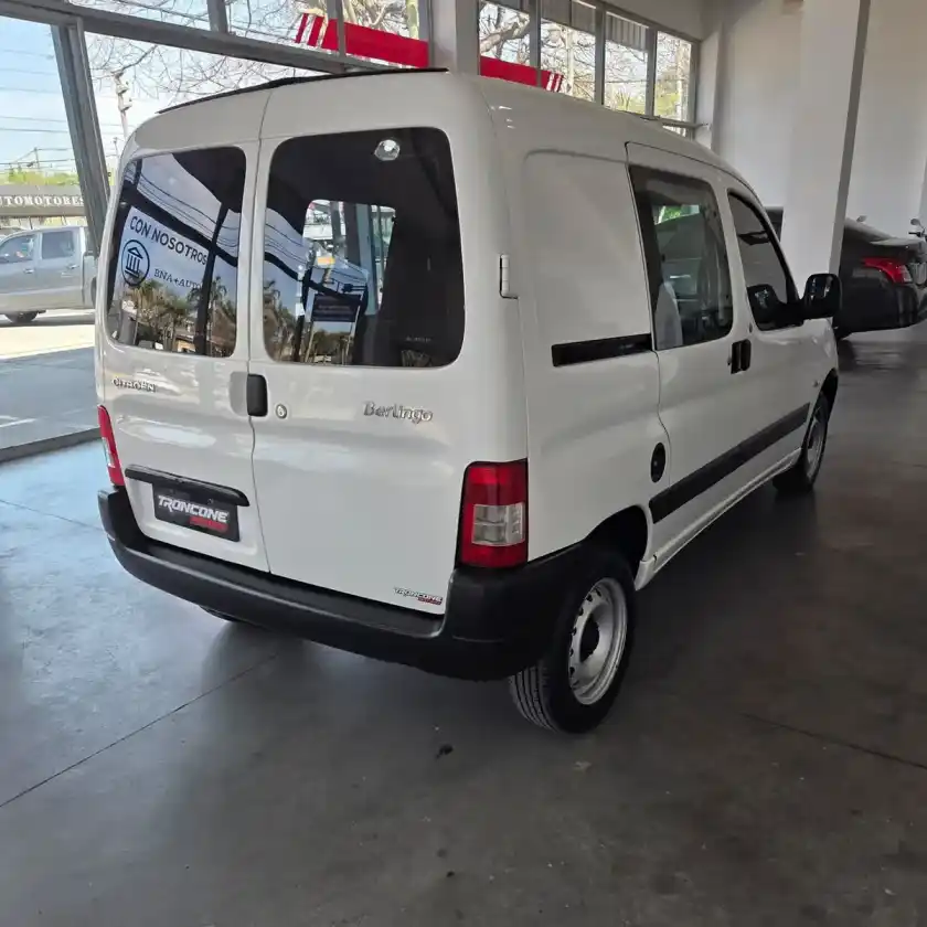 Citroën Berlingo Furgon 1.6 Hdi 92 Bussines Mixto 2021 - foto 4