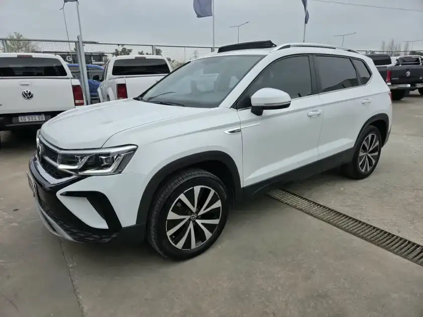 Volkswagen Taos 1.4 250 Tsi Highline 2023 - foto 2