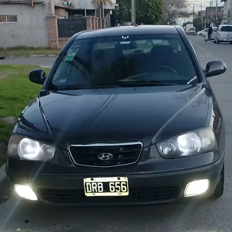 Hyundai Elantra 1.8 Gls 2001 - foto 2