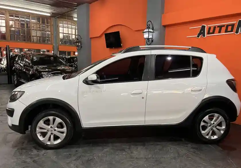 Renault Sandero Stepway 1.6 Dynamique 105Cv 2016 - foto 4