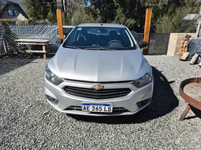 Chevrolet Onix Plus 1.4 Mt Joy 2020 - foto 3