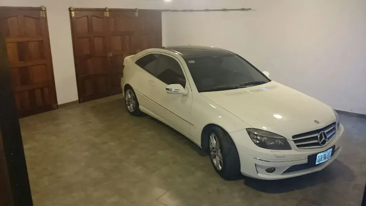 Mercedes-Benz Clase Clc 2.5 Clc350 Sportcoupe V6 Sporte At 2009 - foto 1