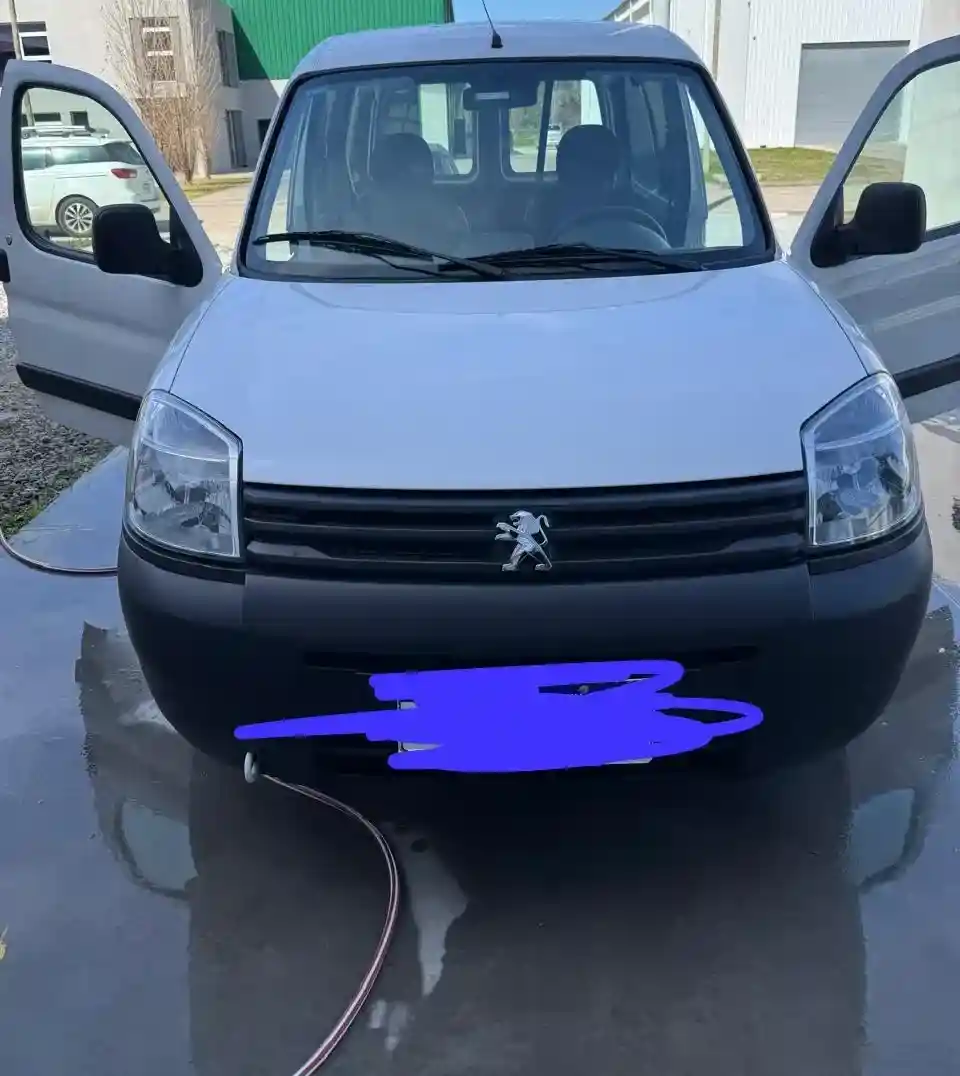 Peugeot Partner 1.6 Hdi Furgon Confort 92 2026 - foto 1