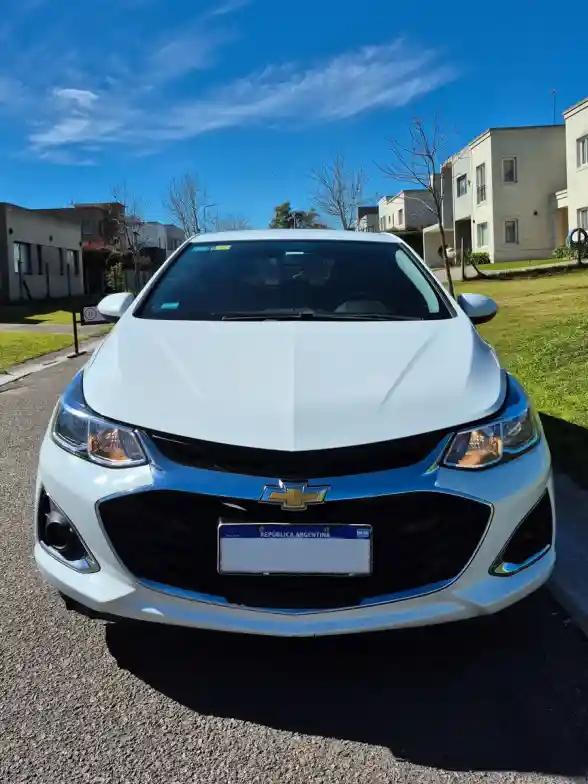 Chevrolet Cruze 5 1.4 Lt At 5P 2022 - foto 2