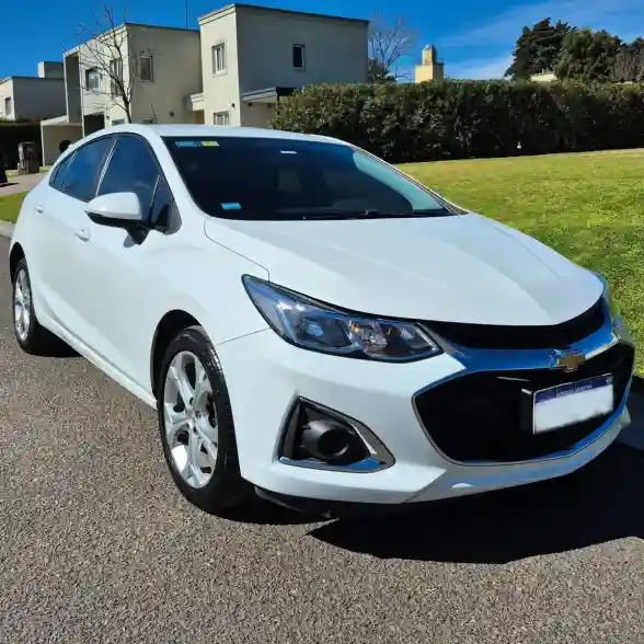Chevrolet Cruze 5 1.4 Lt At 5P 2022 - foto 3