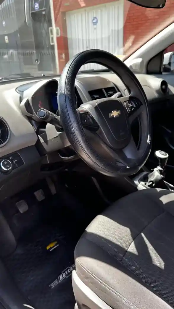 Chevrolet Sonic 1.6 Lt 2013 - foto 2