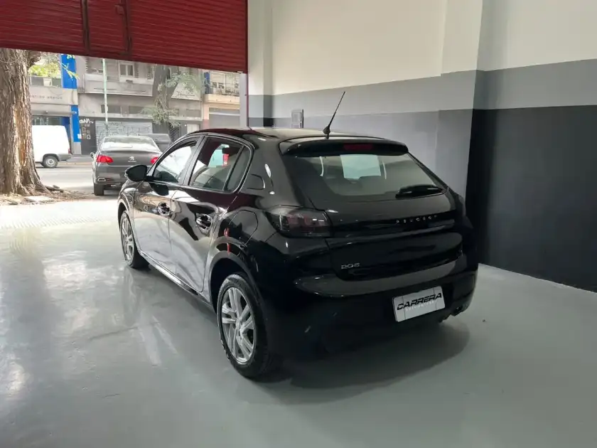 Peugeot 208 1.6 Active Pack 2023 - foto 5