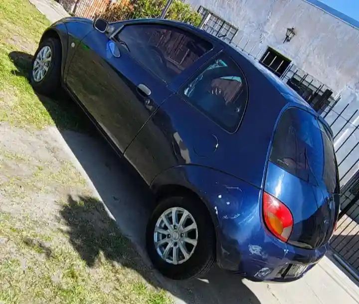 Ford Ka 1.0 Tattoo 2001 - foto 3