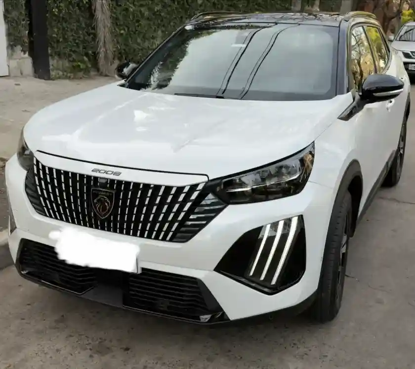 Peugeot 2008 1.0T Gt 2026 - foto 1