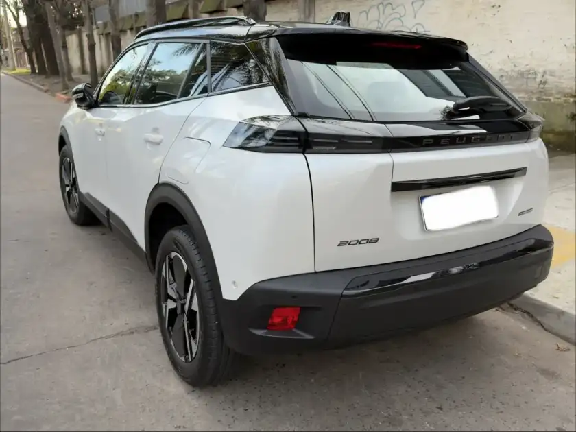 Peugeot 2008 1.0T Gt 2026 - foto 3