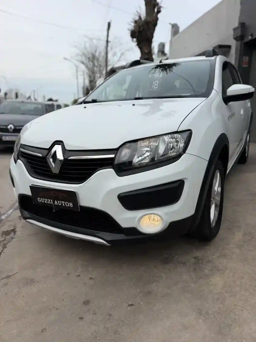 Renault Sandero Stepway 1.6 Privilege 105Cv Nac 2018 - foto 2