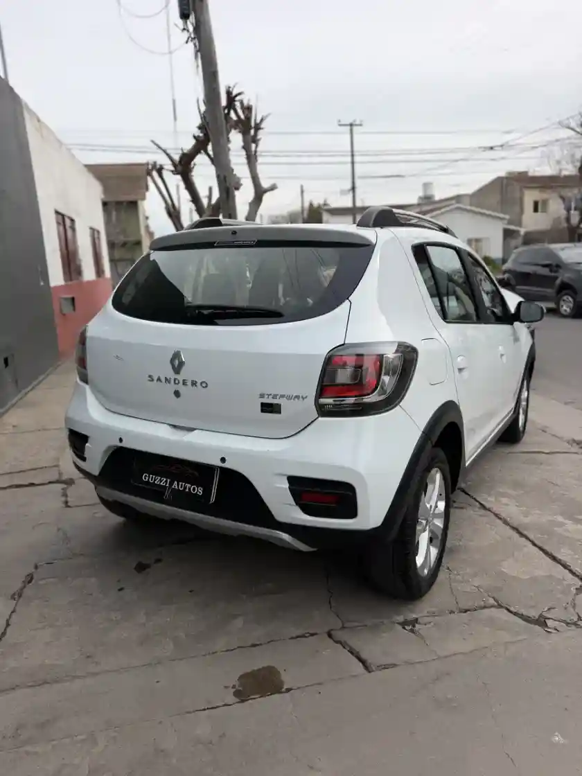 Renault Sandero Stepway 1.6 Privilege 105Cv Nac 2018 - foto 4