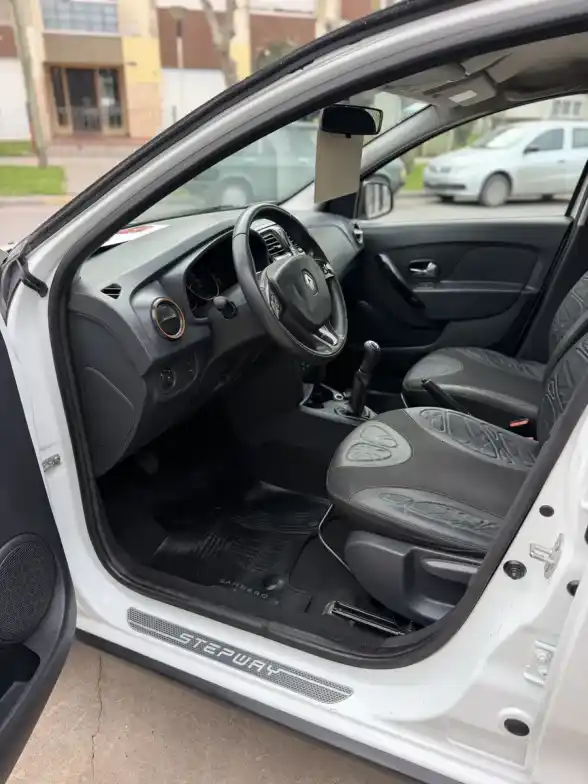 Renault Sandero Stepway 1.6 Privilege 105Cv Nac 2018 - foto 5