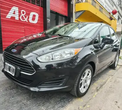 Ford Fiesta Kinetic 1.6 Se 120Cv 2015 - foto 1