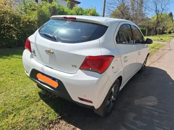Chevrolet Onix 1.4 Ltz 98Cv 2019 - foto 2