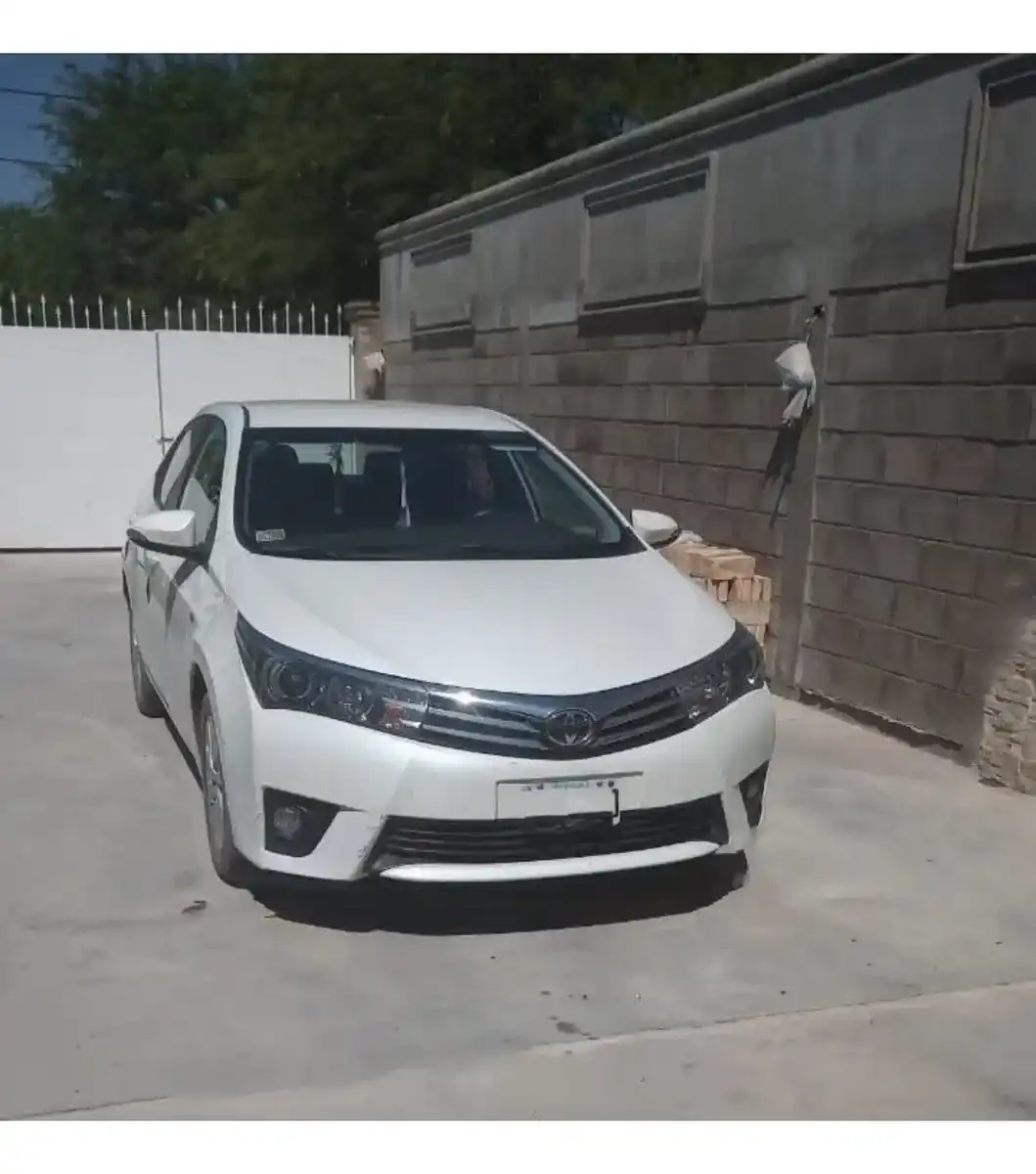 Toyota Corolla 1.8 Xei Cvt Pack 140Cv 2016 - foto 1