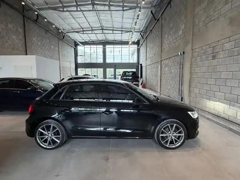 Audi A1 1.4 Tfsi Stronic 125Cv 2018 - foto 3