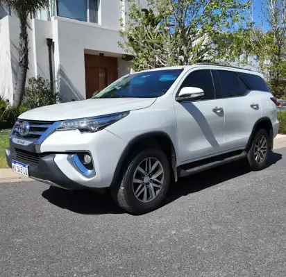 Toyota Hilux Sw4 2.8 Srx 177Cv 4X4 7As At 2016 - foto 1