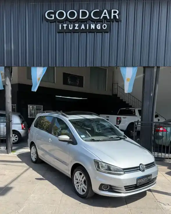 Volkswagen Suran 1.6 Highline Msi 110Cv 2016 - foto 2