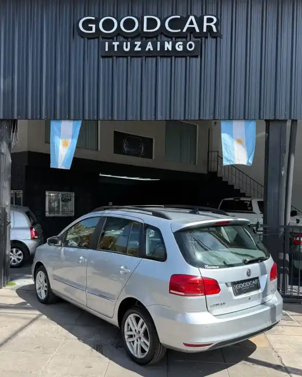 Volkswagen Suran 1.6 Highline Msi 110Cv 2016 - foto 3