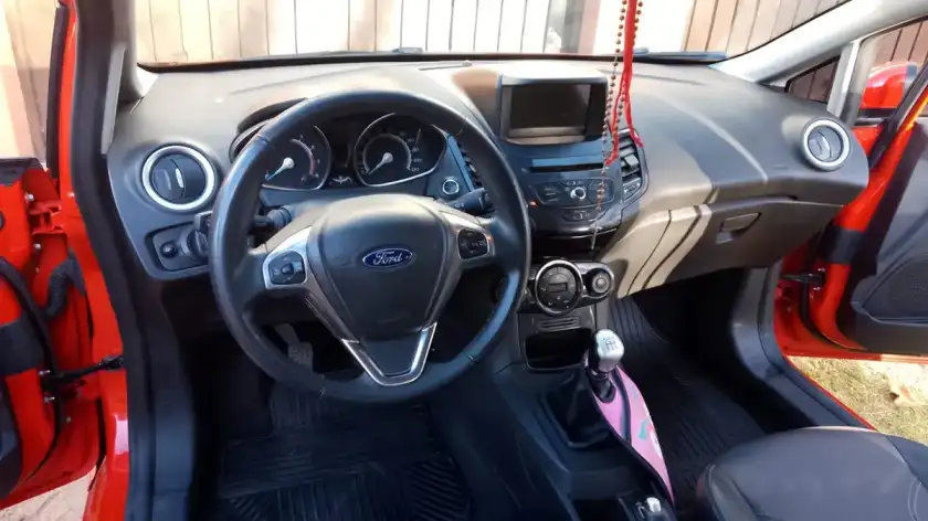 Ford Fiesta Kinetic 1.6 Sedan Titanium Powershift 120Cv 2018 - foto 3