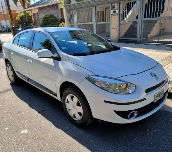 Renault Fluence 1.6 Confort 110Cv 2013 - foto 1