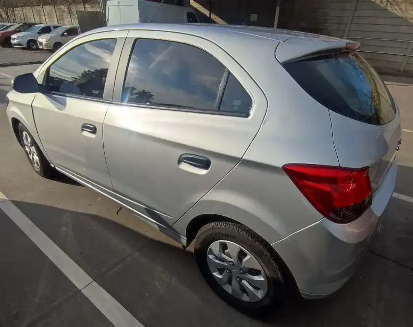 Chevrolet Onix 1.4 Joy Ls 2019 - foto 3