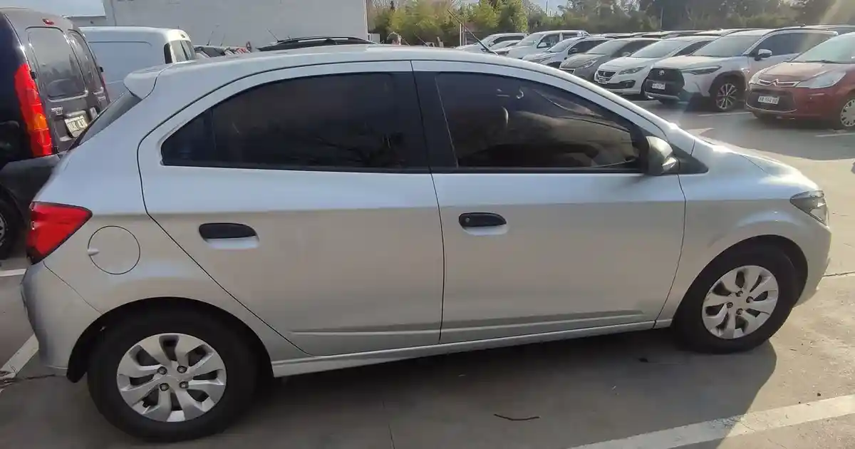 Chevrolet Onix 1.4 Joy Ls 2019 - foto 5