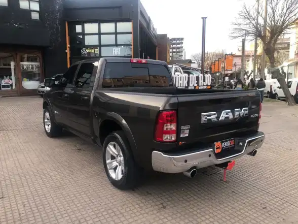 Ram 1500 5.7 Laramie Atx V8 2021 - foto 4