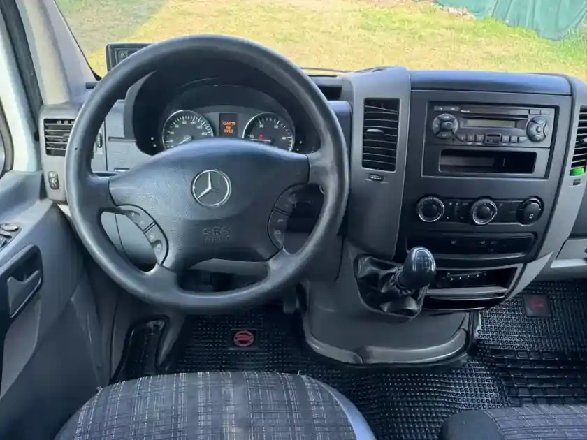 Mercedes-Benz Sprinter Combi 15+1 Modelo 415Cdi 2017 - foto 5