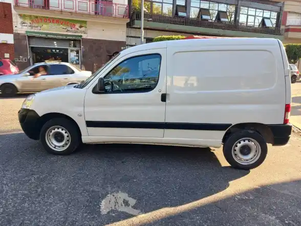 Citroën Berlingo Furgon 1.6 Bussines Hdi 92Cv Am54 2015 - foto 4