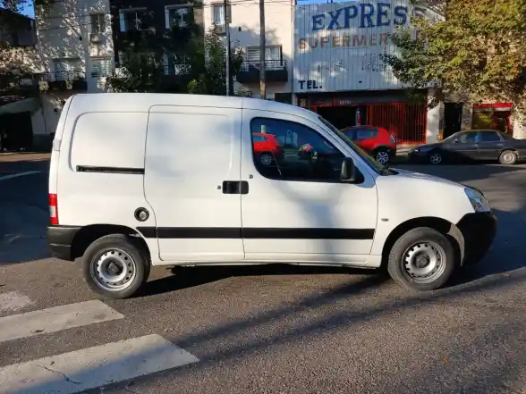 Citroën Berlingo Furgon 1.6 Bussines Hdi 92Cv Am54 2015 - foto 5