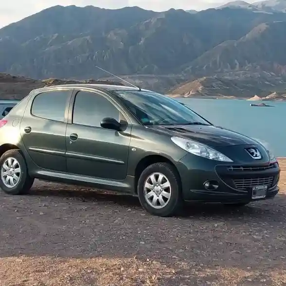 Peugeot 207 1.4 Xs 2011 - foto 1