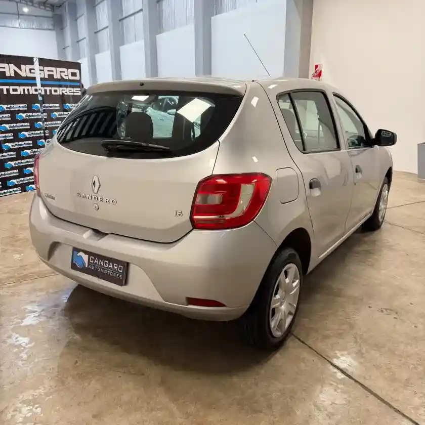 Renault Sandero 1.6 Authentique 90Cv Nac 2017 - foto 5